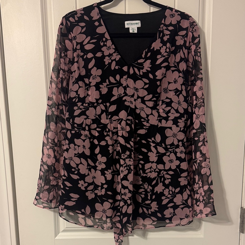 Motherhood maternity floral blouse. Size L